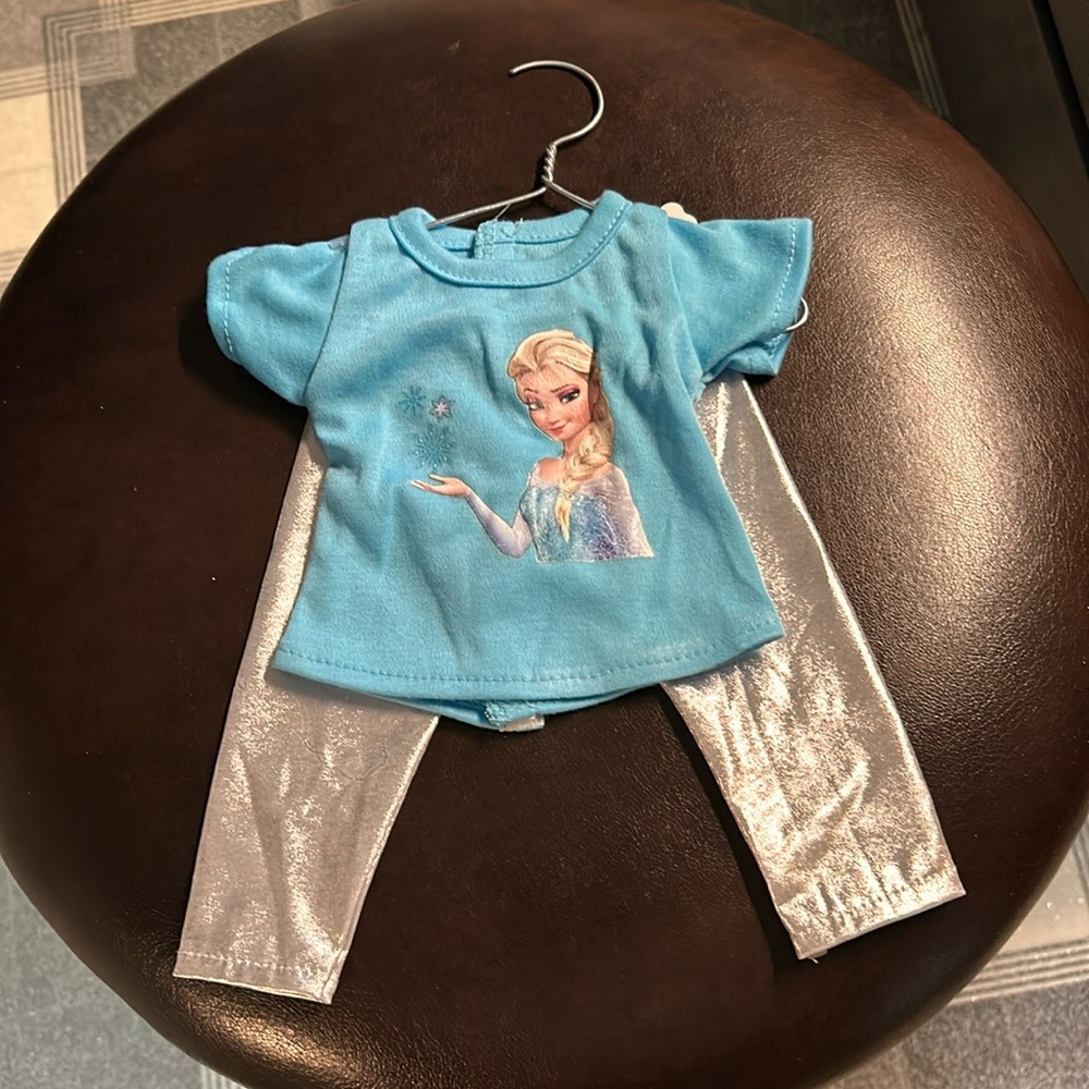 Frozen Elsa shirt with shiny pants new never played with